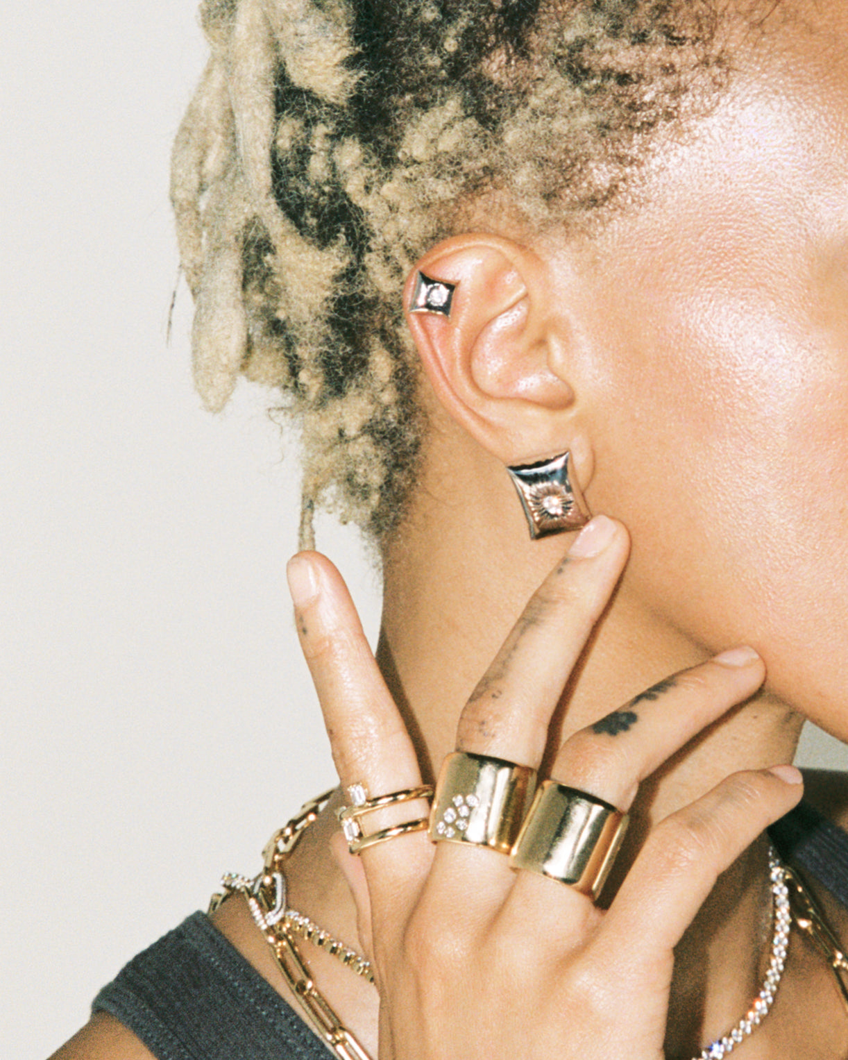PILLOW EARRING